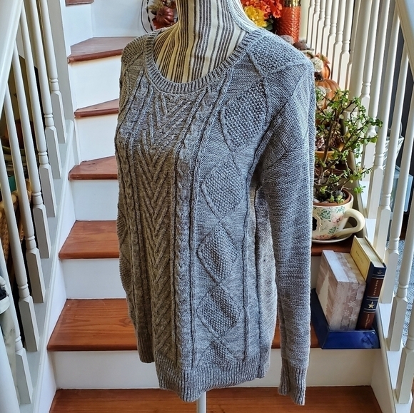 Mossimo Supply Co. Gray Sweater S - Picture 3 of 6